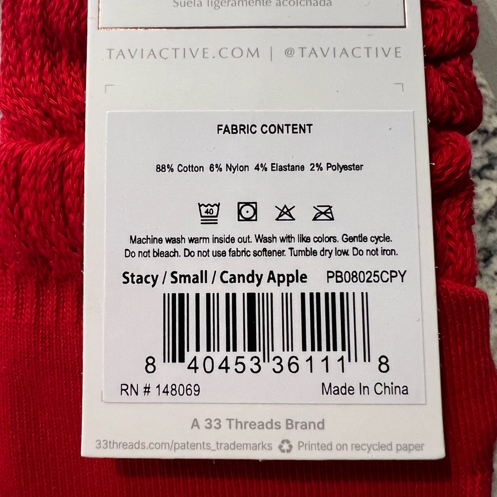 Pure Barre Red Circle P Stacy Crew Sticky Socks - Picture 4 of 5